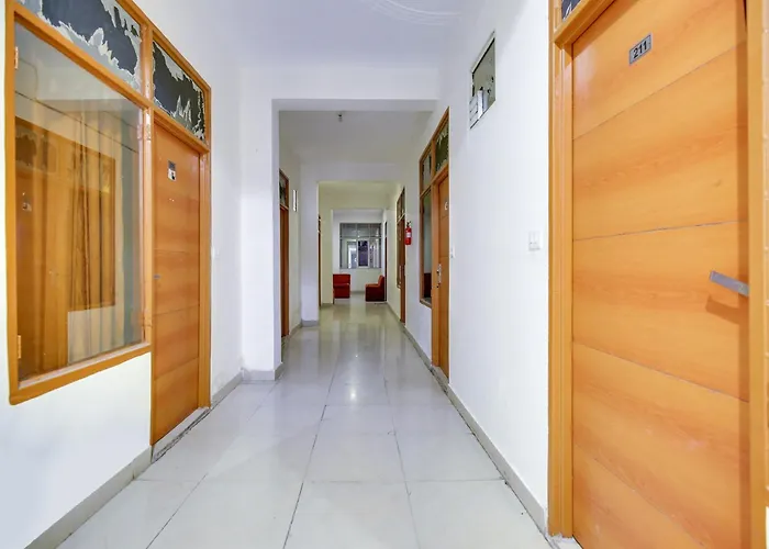 Hotel O Platinum Inn